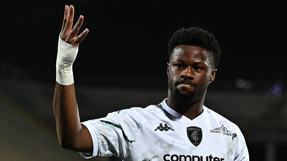 Emmanuel Ekong of Empoli celebrated his goal by holding up four fingers - representing Edoardo Bove's shirt number