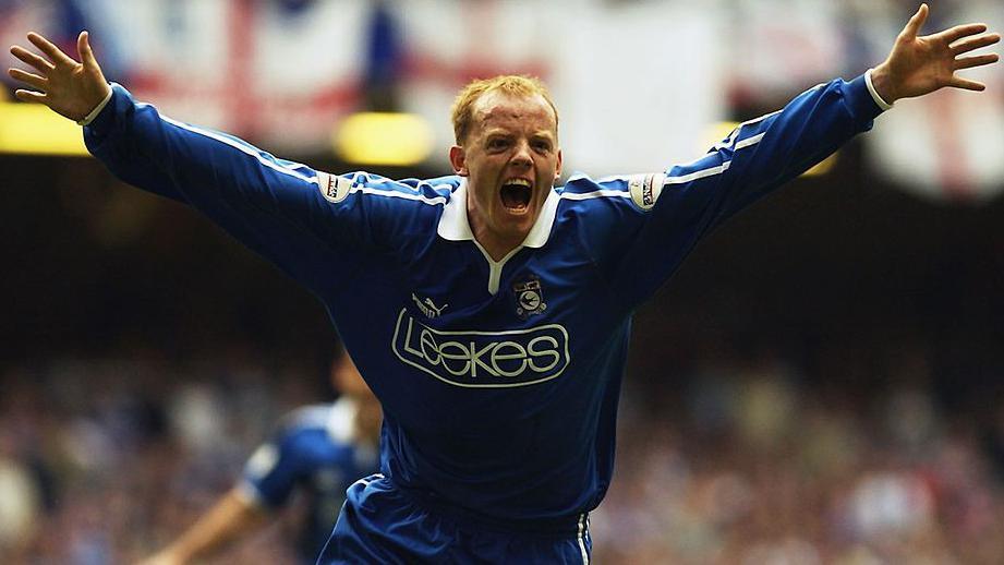 Andy Campbell celebrates scoring the winning goal