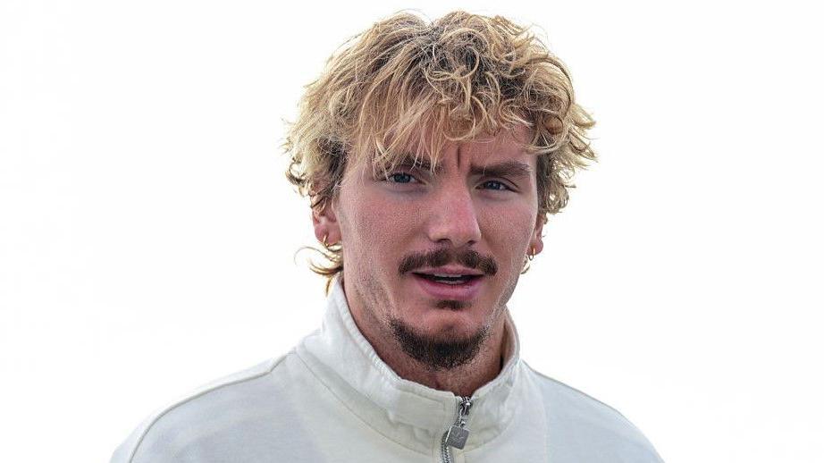 Head and shoulders view of Nick Woltemade