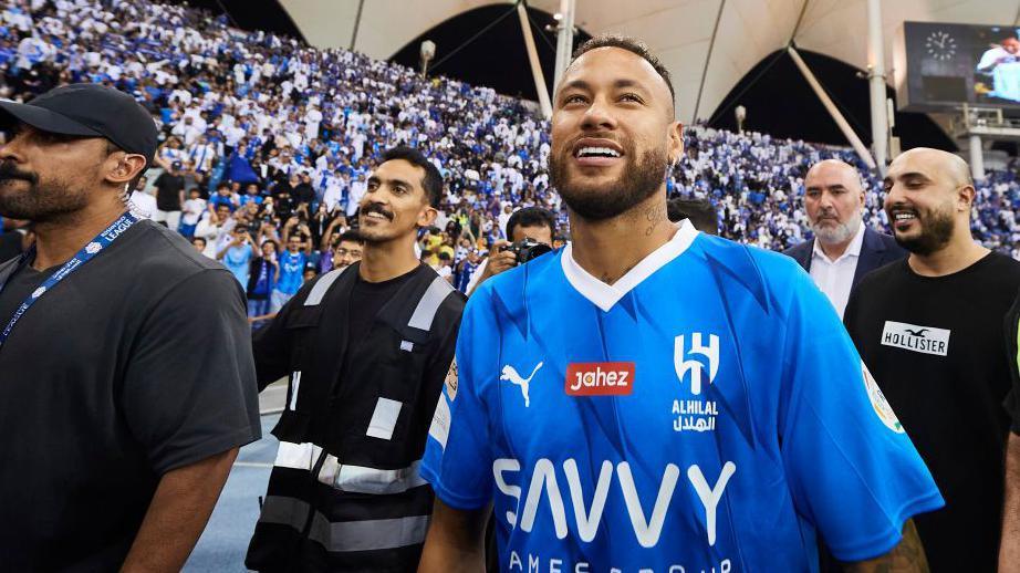 Neymar is introduced to Al-Hilal fans