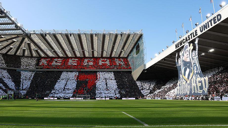Mosaic paying tribute to Kevin Keegan