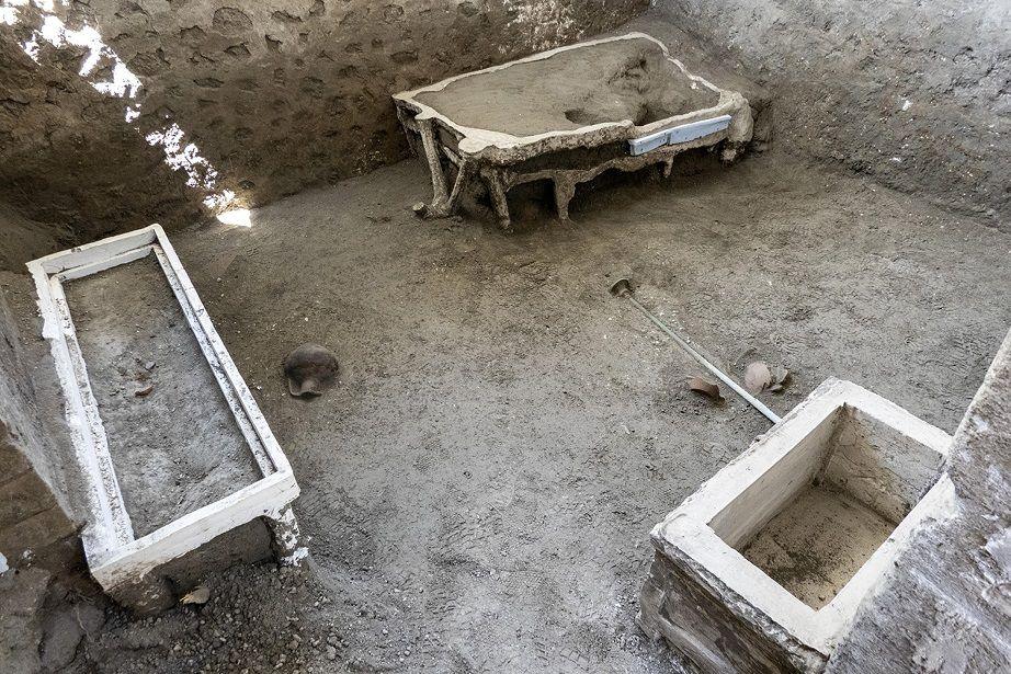 artefacts on the Pompeii archaeological site. 