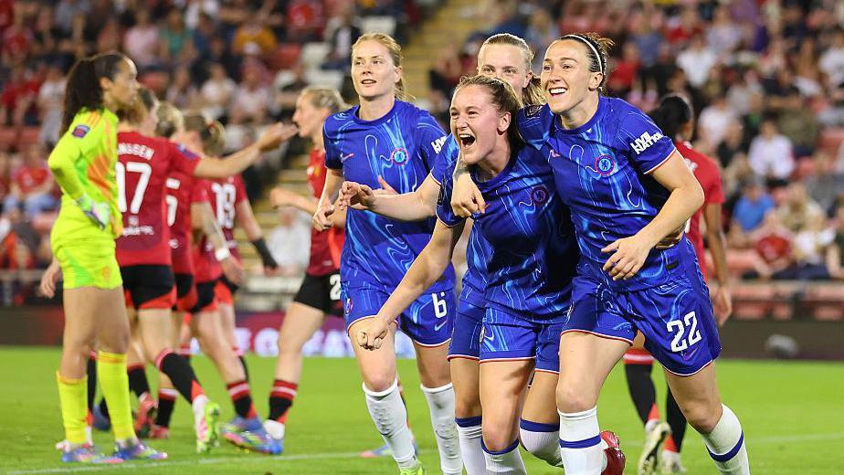 Chelsea celebrate winning WSL