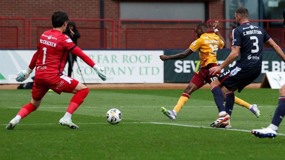 Tawanda Maswanhise scores against Dundee
