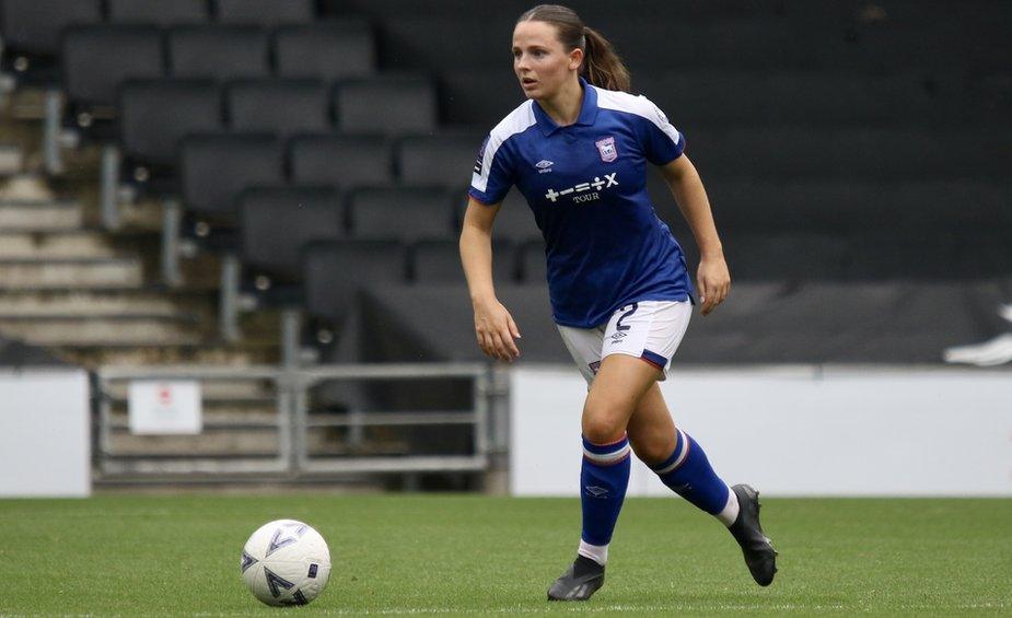 Maria Boswell in her full kit ready to pass the ball on the Stadium MK pitch.