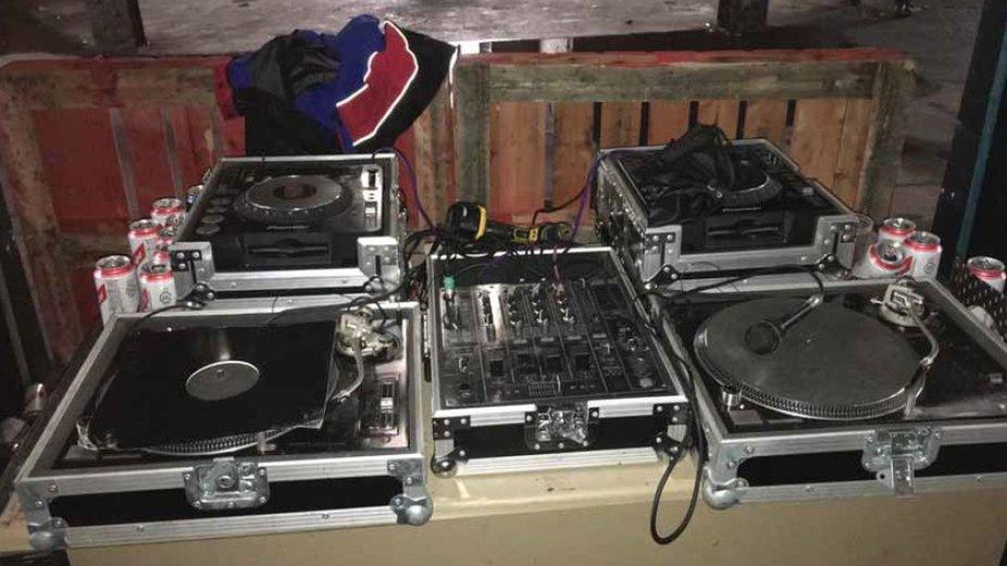 Turntables and sound equipment in the Tyne Bridge structure