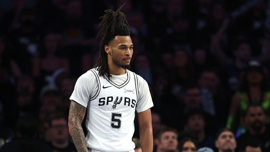Stephon Castle in action for the San Antonio Spurs