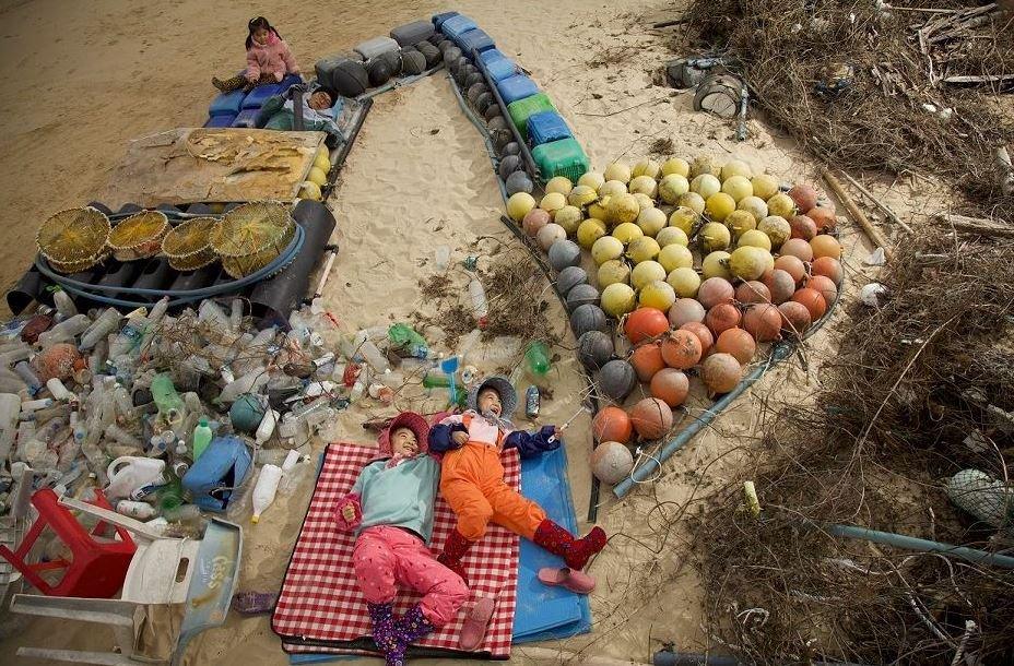 children beach litter pick