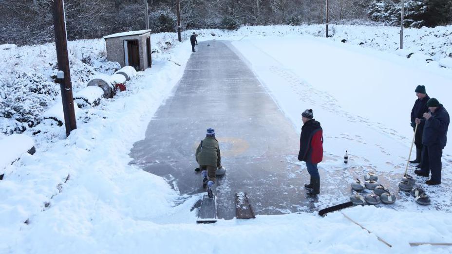 Curling at Muir of Ord