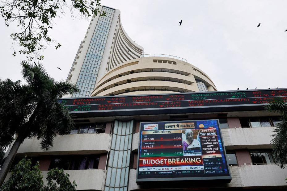 A screen displays India's Finance Minister Nirmala Sitharaman's budget speech at the Bombay Stock Exchange in Mumbai, India, July 23, 2024. REUTERS/Francis Mascarenhas/File Photo