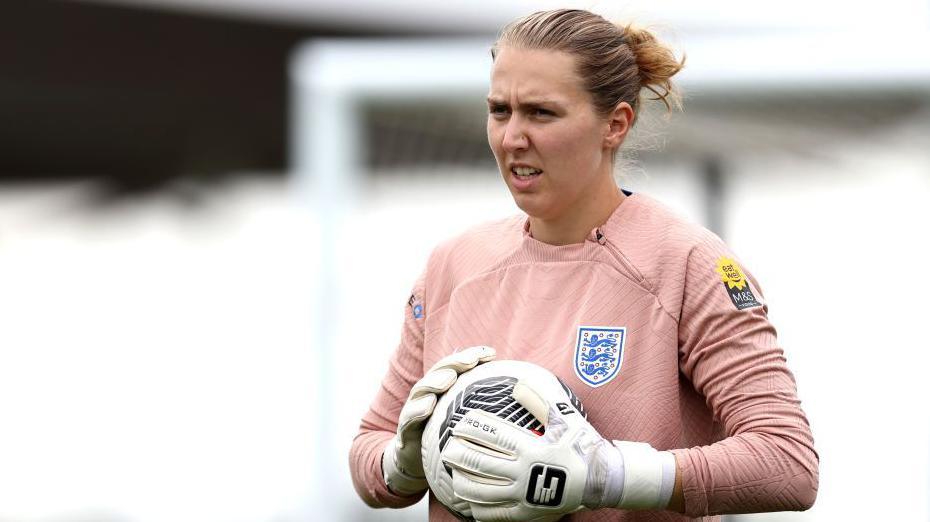 Orlando Pride goalkeeper Anna Moorhouse