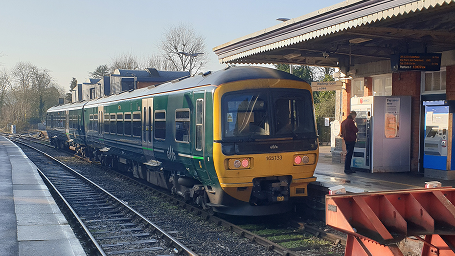 A Turbo 165 train at a station