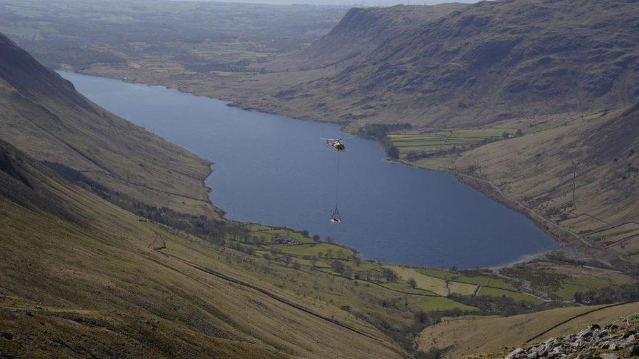 Helicopter used to winch stones onto Scafell Pike