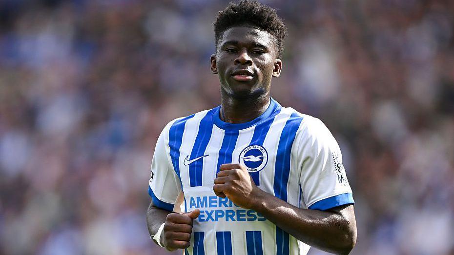 Brighton midfielder Carlos Baleba