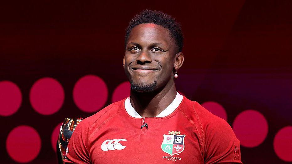 Maro Itoje.