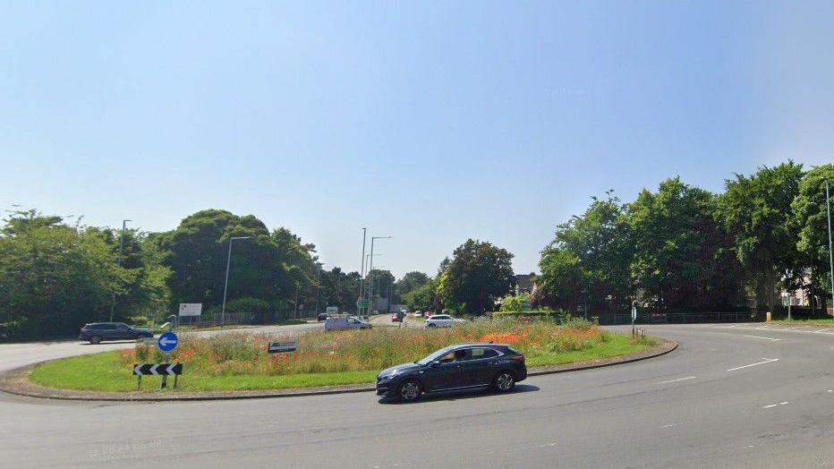 Lawnswood roundabout