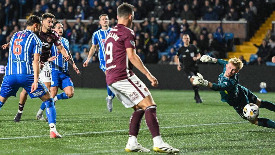 Hearts' Claudio Braga scores 