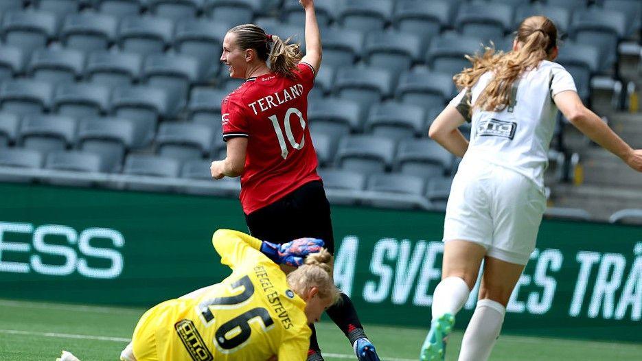 Manchester United forward Elisabeth Terland scored a hat-trick against PSV Eindhoven