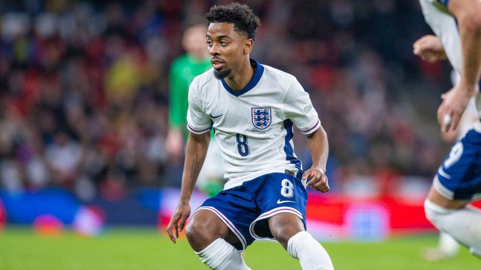 Angel Gomes playing for England