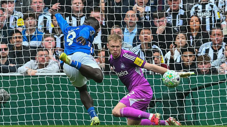 Brobbey scores for Sunderland