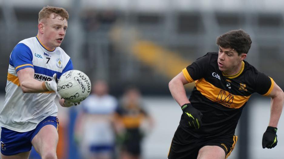 Peter Og McCartan changes upfield in the All-Ireland Club Football semi-final against Dr Crokes