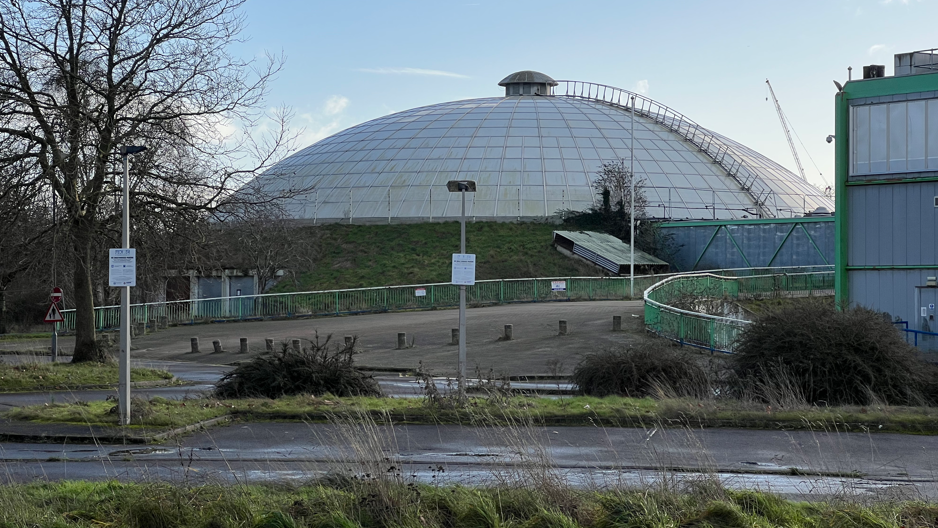 A derelict Oasis leisure centre