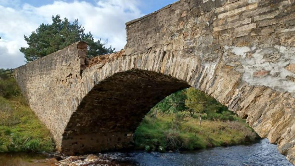 Damaged bridge