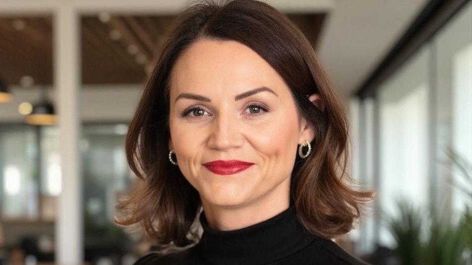 Gemma Edwards, një partnere në grupin e kontabilitetit në Mbretërinë e Bashkuar, Cooper Parry