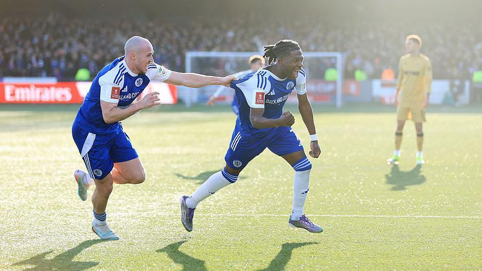 Isaac Buckley-Ricketts celebrating his goal against crystal palace