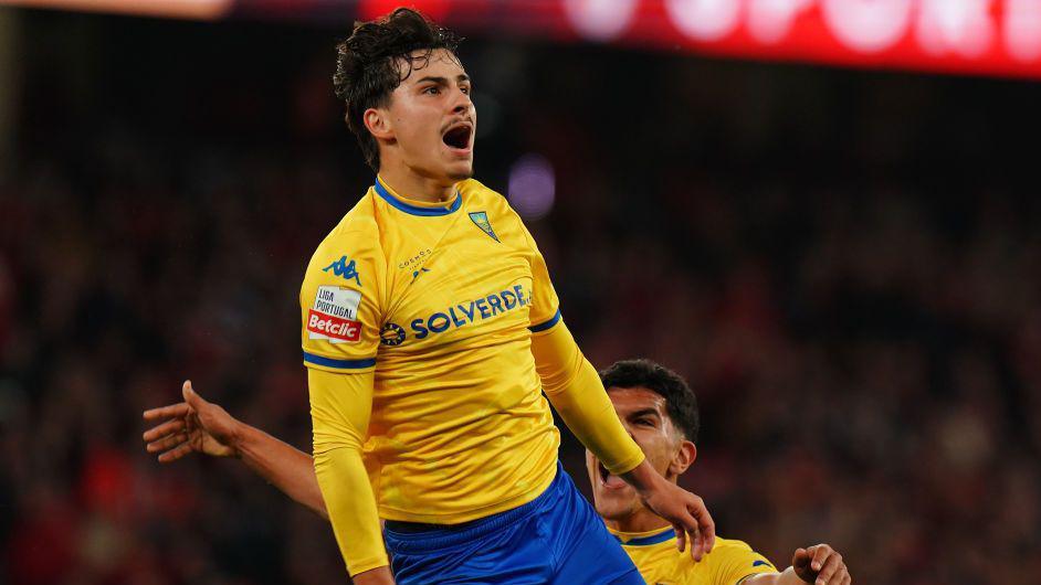 Rodrigo Gomes celebrates goal for Estoril