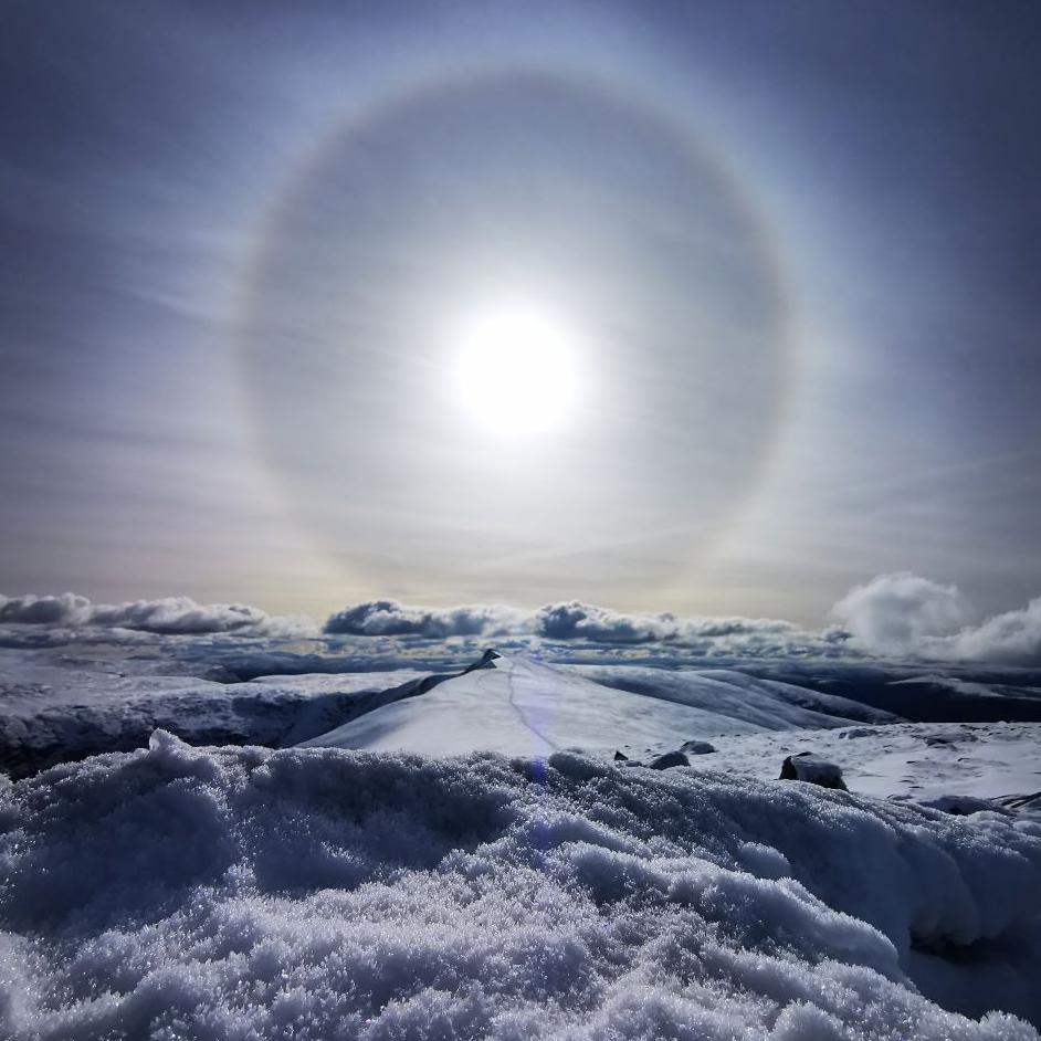 Sun halo