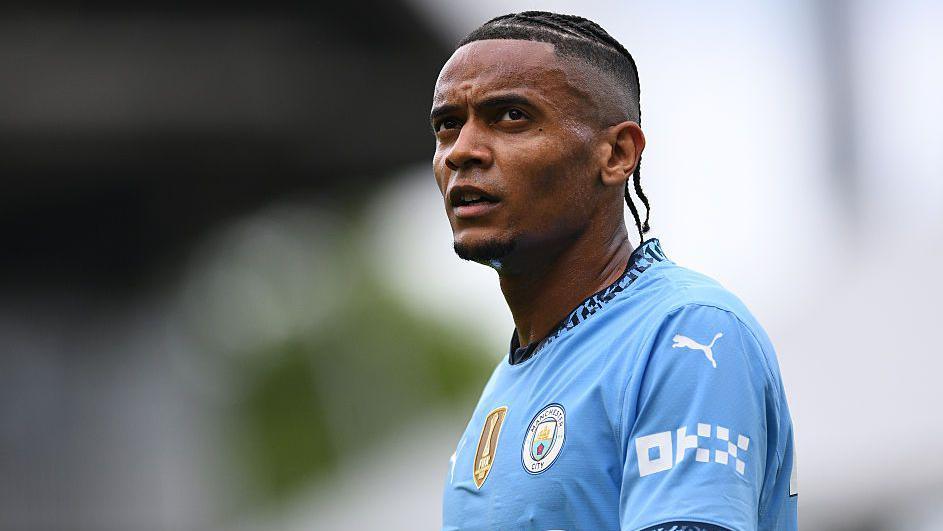 Manuel Akanji