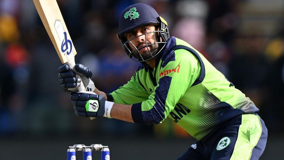 Simi Singh in action for Ireland against Sri Lanka in the 2022 T20 World Cup in Hobart