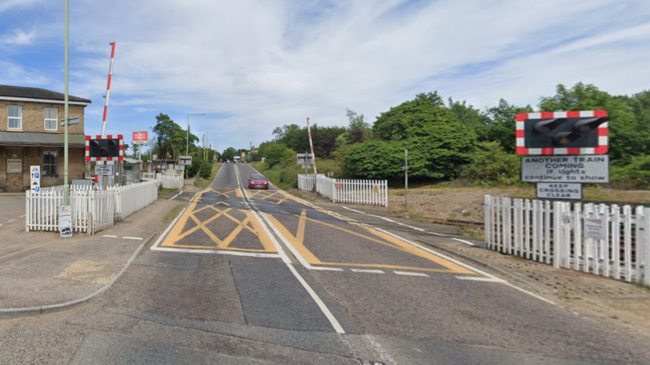 Level crossing on the A12 at Darsham