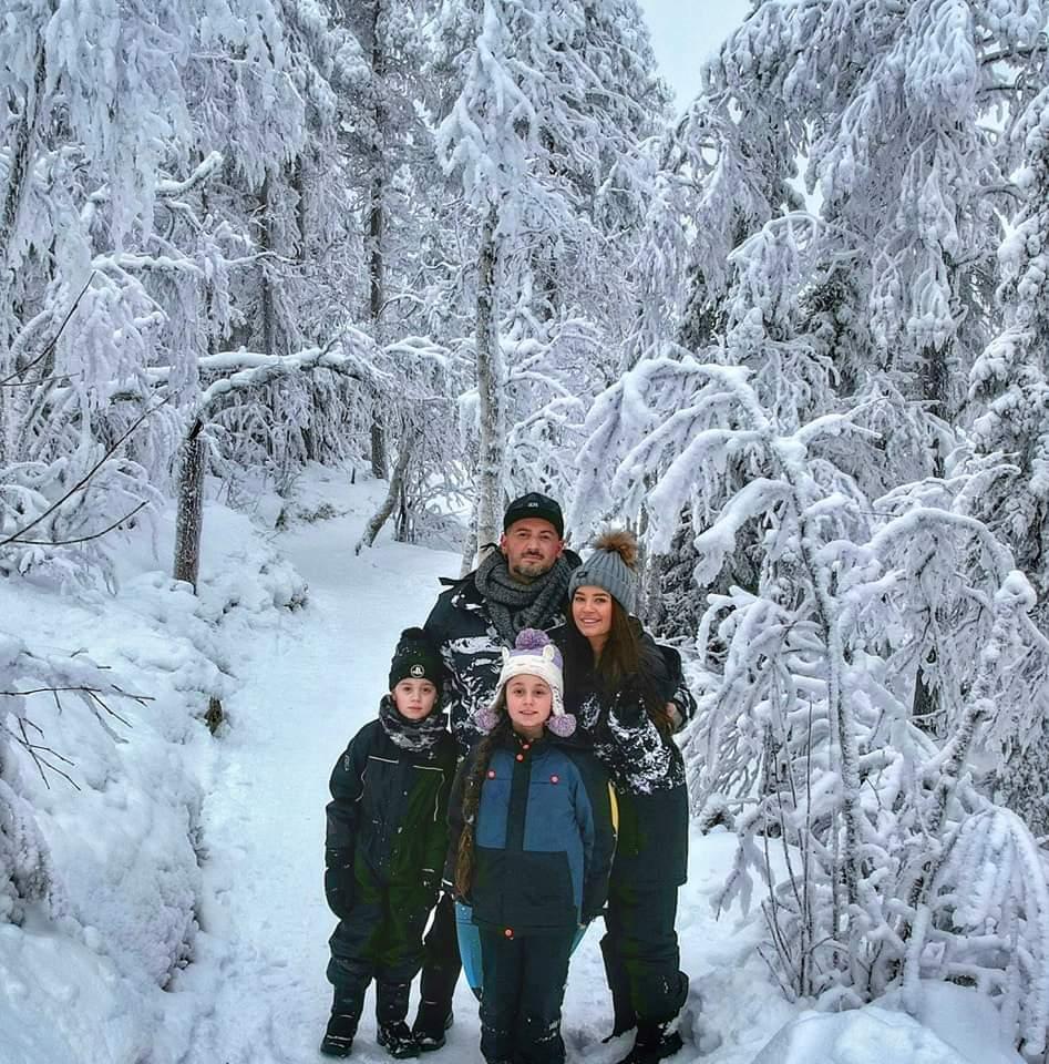 Steve and his family