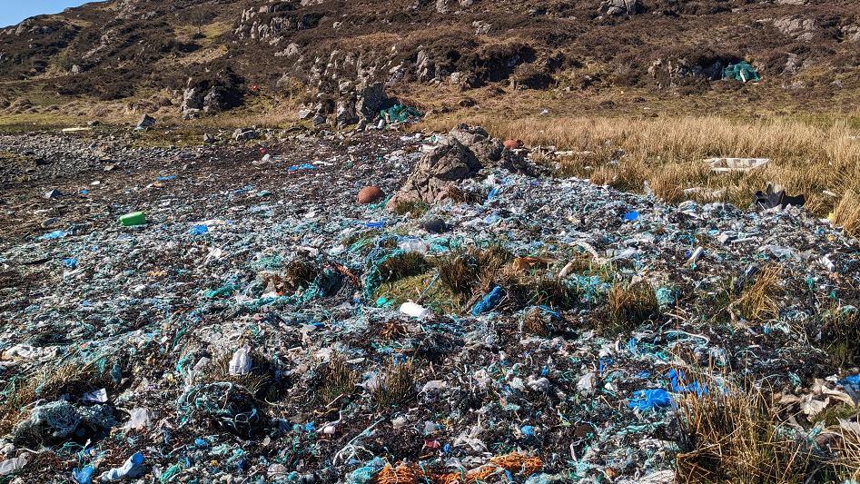 Skye beach clean