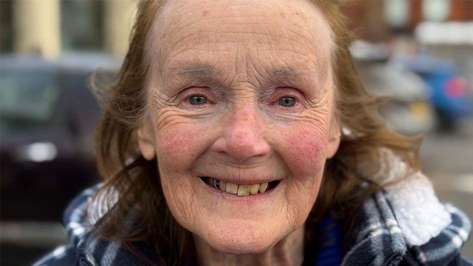 Head shot of a smiling Barbara Snaylam