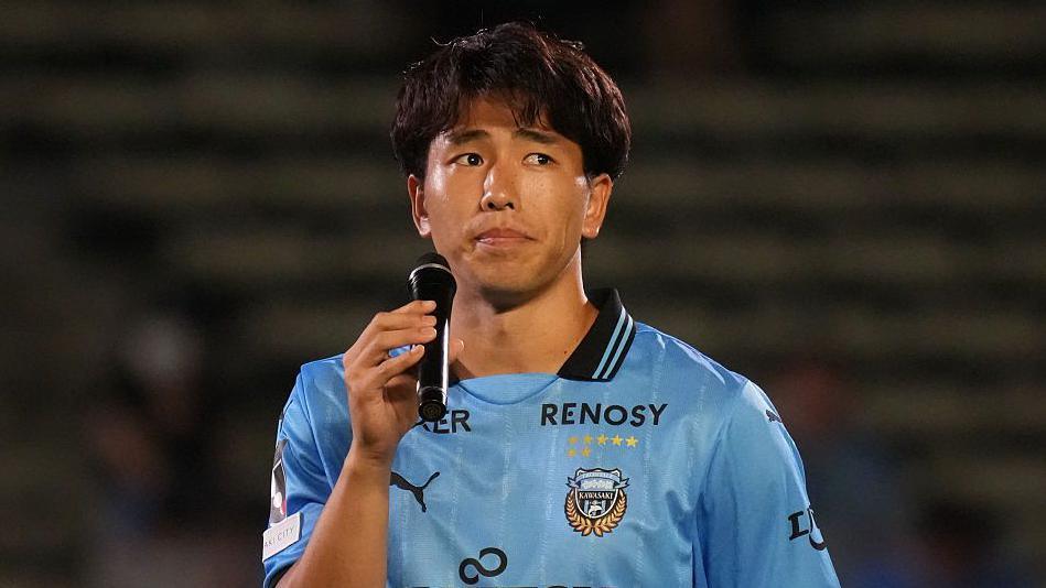 Shin Yamada said his goodbyes to Kawasaki Frontale fans on Wednesday