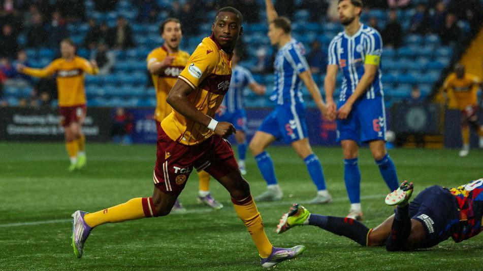 Motherwell forward Tawanda Maswanhise celebrates