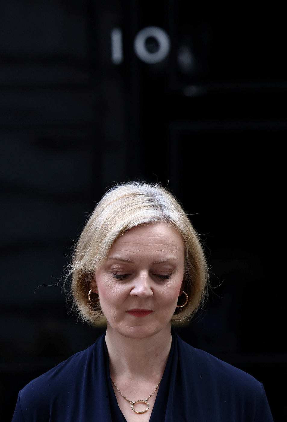 Liz Truss announcing her resignation outside Downing Street