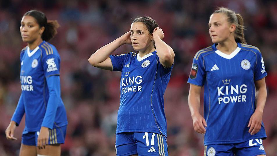 Leicester City players look dejected