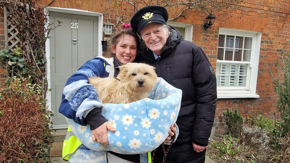 Molly with Winnie and David Bradley