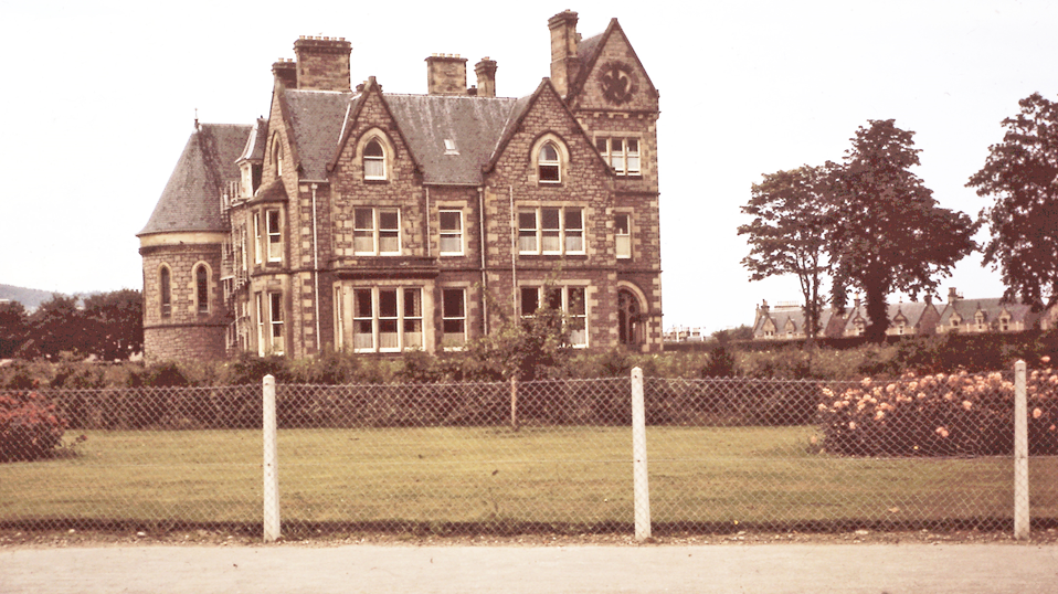 Seann Lùchairt an Easbaig Eden