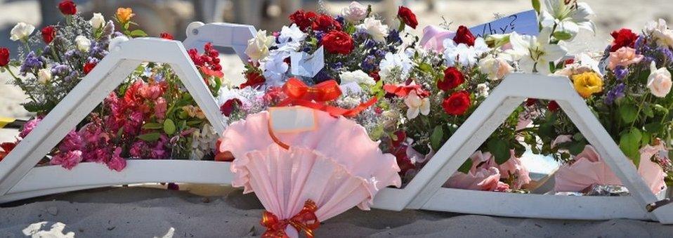 Flowers on Sousse beach, 27 June 2015