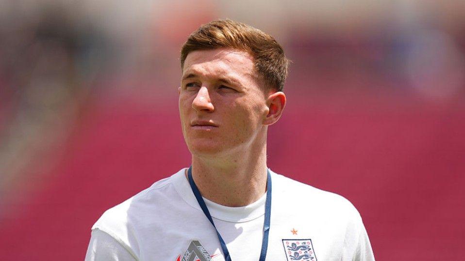 Elliot Anderson looks on while with England squad