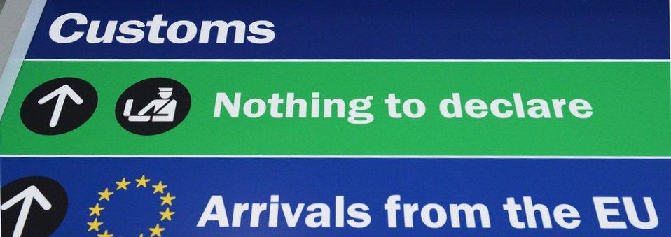 Customs sign at UK airport