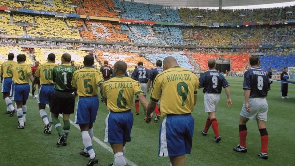 Brazil and Scotland players at the France 1998 World Cup
