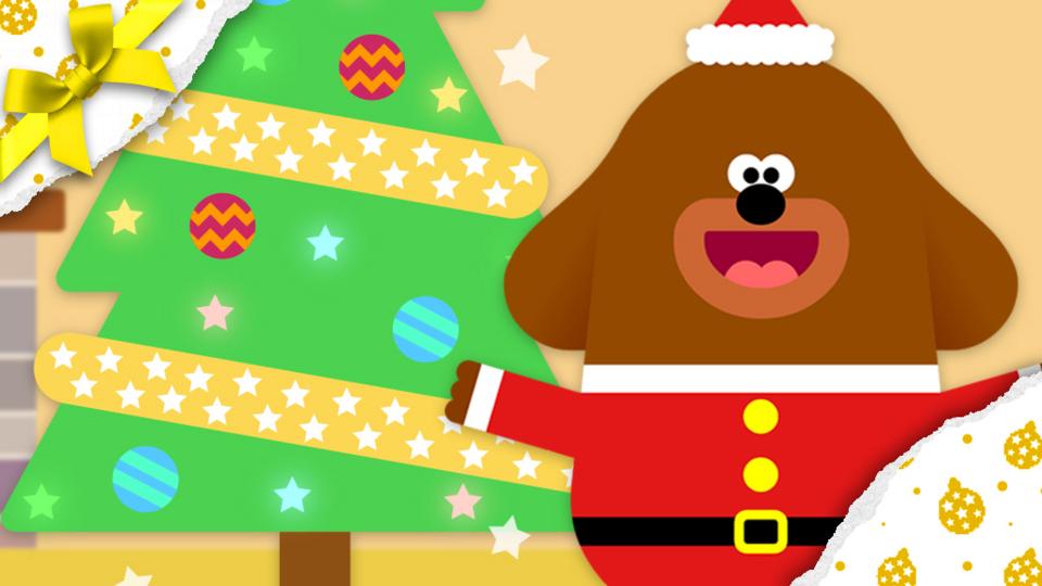 Hey Duggee and a Christmas tree.