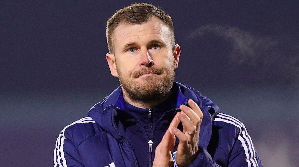 Glenavon manager Michael O'Connor 