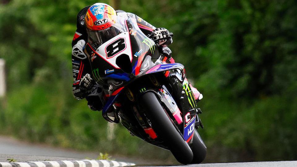 Davey Todd on board his 8TEN Racing BMW